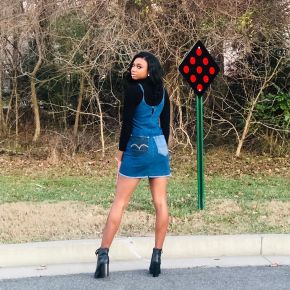 SOLD OUT - Picture 2 of 5